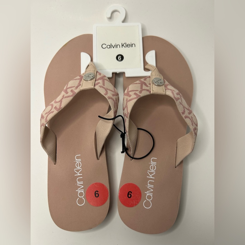 Calvin Klein Pink Casual Slip On Flip Flop Sandal Size 6 NWT - Picture 1 of 6
